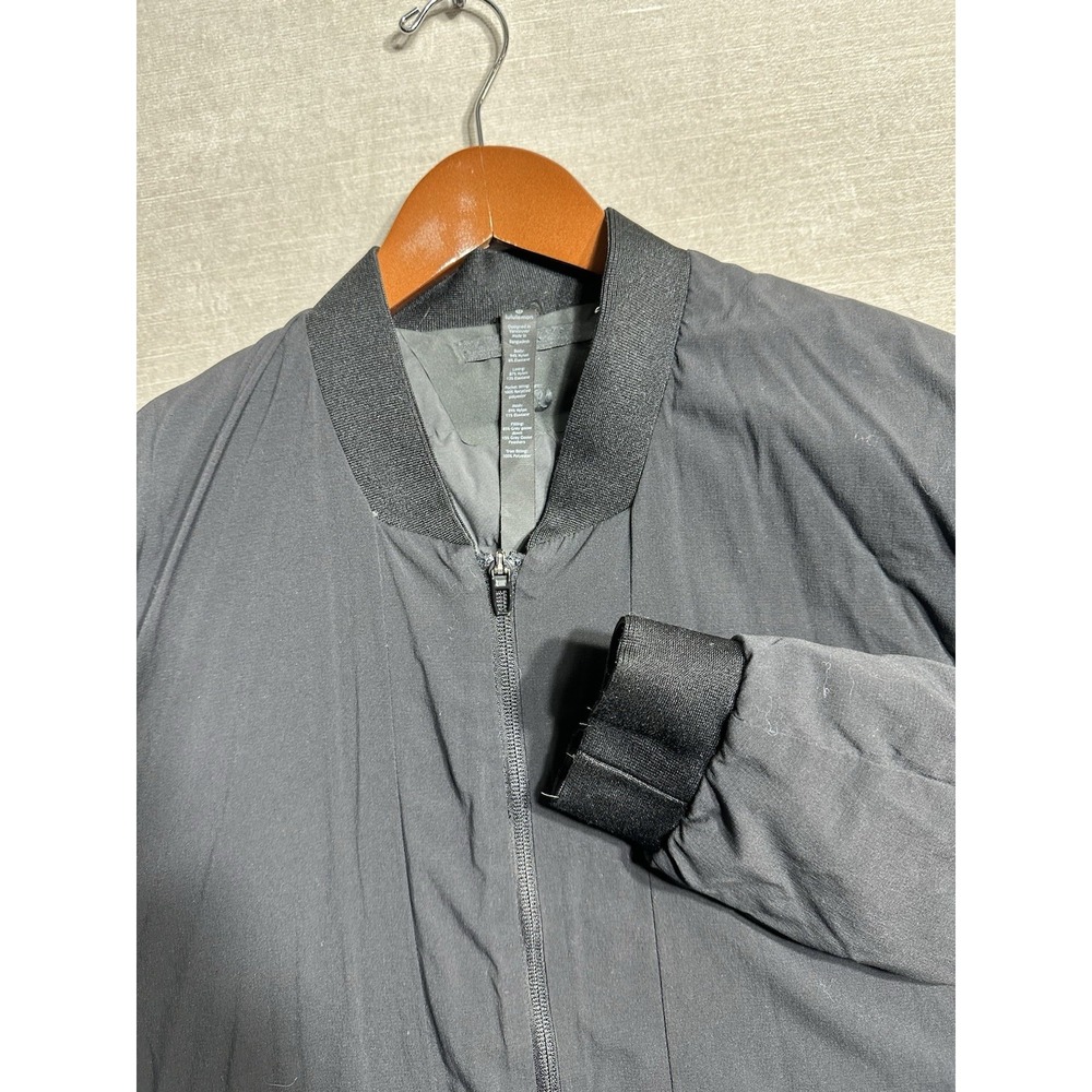 Lululemon Switch Over Bomber Jacket Mens Large Black Goose Down Full Zip Puffer